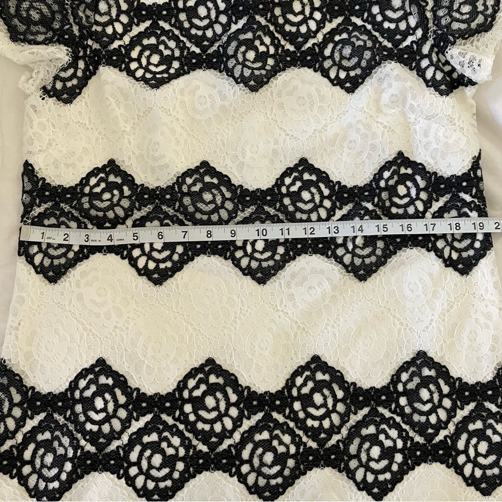 Dress - Picture 7 of 11